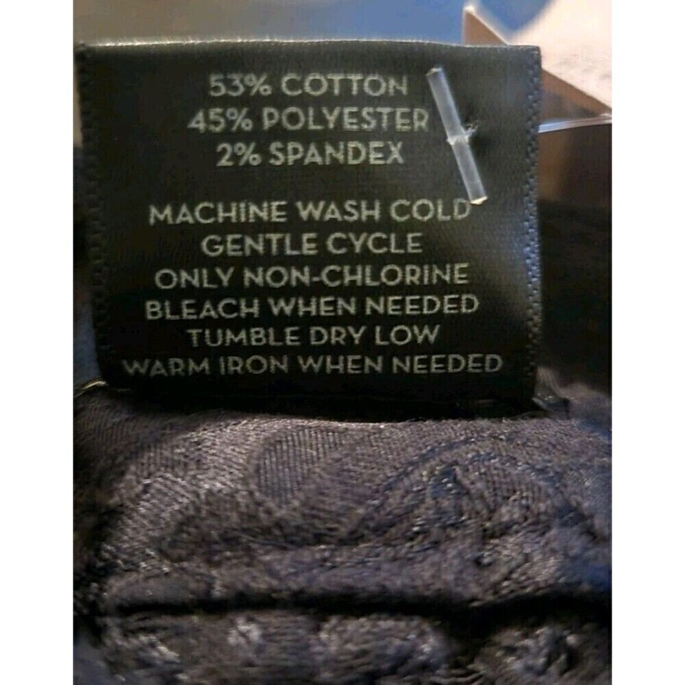 Ann Taylor Black Floral Embossed Pants Ankle Length Career Event Size 8P NWT - Picture 7 of 7